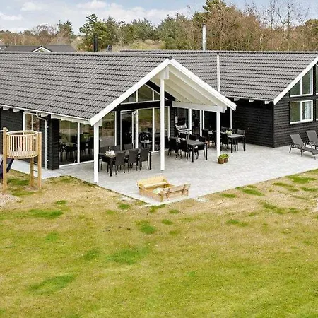 Midtby Sleeps 18 Pool Wifi Vakantiehuis