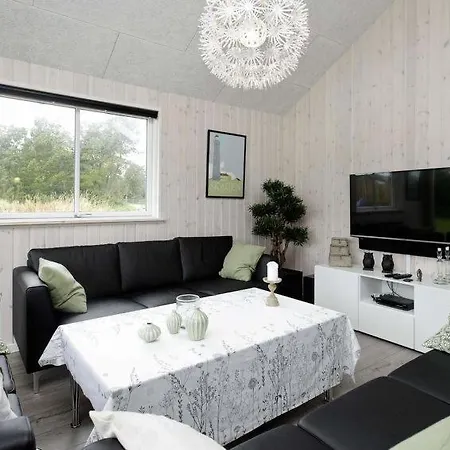 Vakantiehuis Midtby Sleeps 18 Pool Wifi
